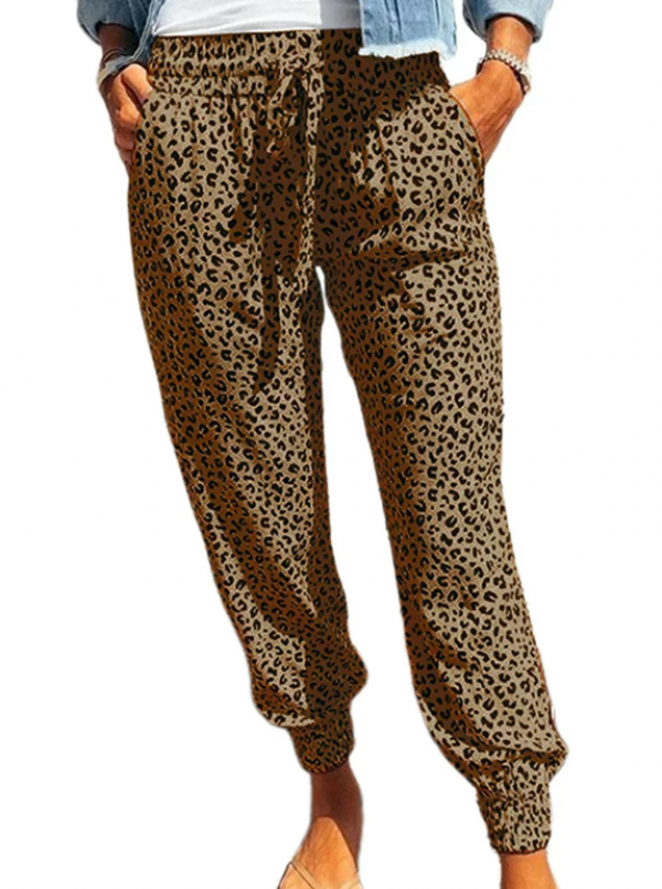 Celana panjang dengan motif leopard